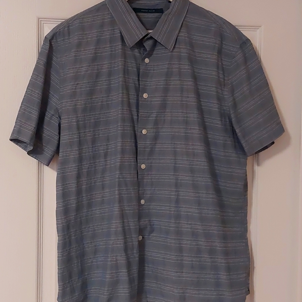 Perry Ellis men's blue button front shirt